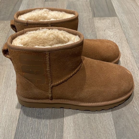 UGG Australia Classic Mini Rubber Logo Chestnut Boots - Picture 9 of 16